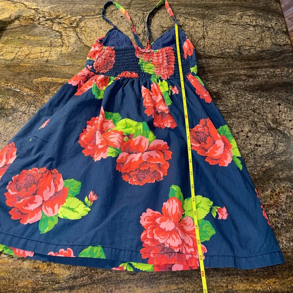 Hollister floral print mini dress/coverup XS‎